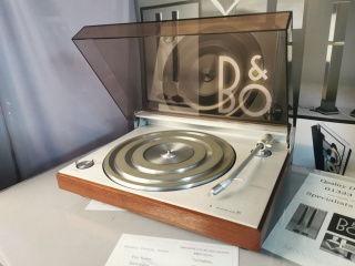 BEOGRAM 3000 TURNTABLE - Quality Dream Audio
