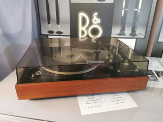 BEOGRAM 1500 TURNTABLE INCLUDING STYLUS - Quality Dream Audio