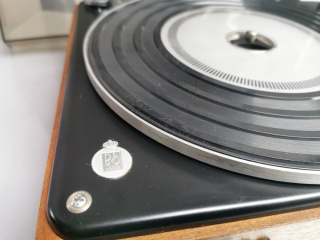 BEOGRAM 1000 TURNTABLE - Quality Dream Audio