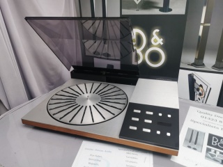 BEOGRAM 8000 TURNTABLE - Quality Dream Audio
