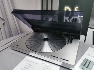 BEOGRAM 6500 TURNTABLE RECORD PLAYER - Quality Dream Audio