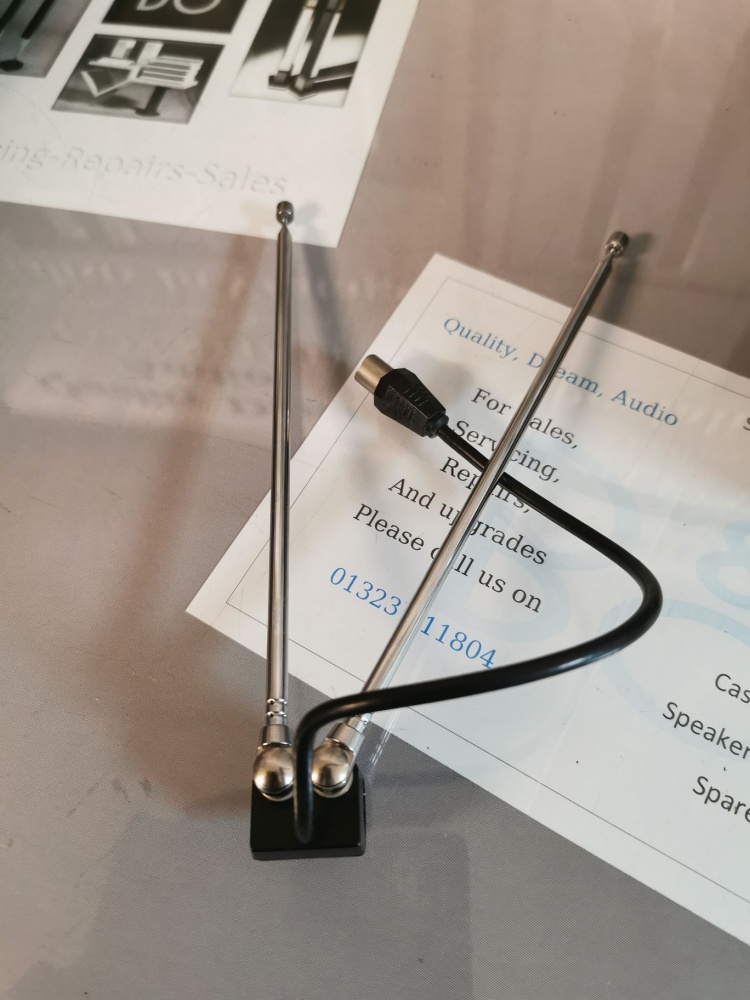 RABBIT EARS FM AERIAL - Quality Dream Audio